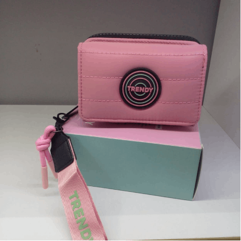 billetera-rosa-trendy